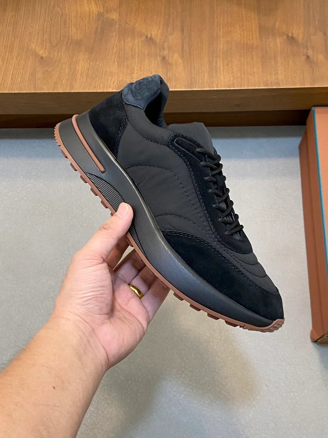 💰740 Loro Piana - Classic casual shoes, men's lace-up casual shoes and sneakers, high-quality lightweight and comfortable fabrics, suitable for outdoor leisure, the color scheme is young and energetic, and it looks great with sportswear or casual suits! Code number: 39-44 (38, 45, 46, can be customized